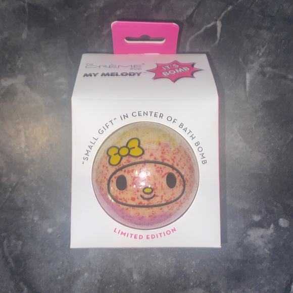 Limited Edition The Crème Shop x Sanrio"It’s Bomb" Bath Bomb (My Melody) - Picture 3 of 4